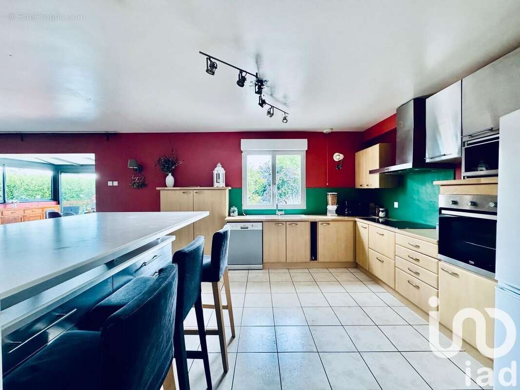 Maison 180 m² à Lavannes  - photo 7