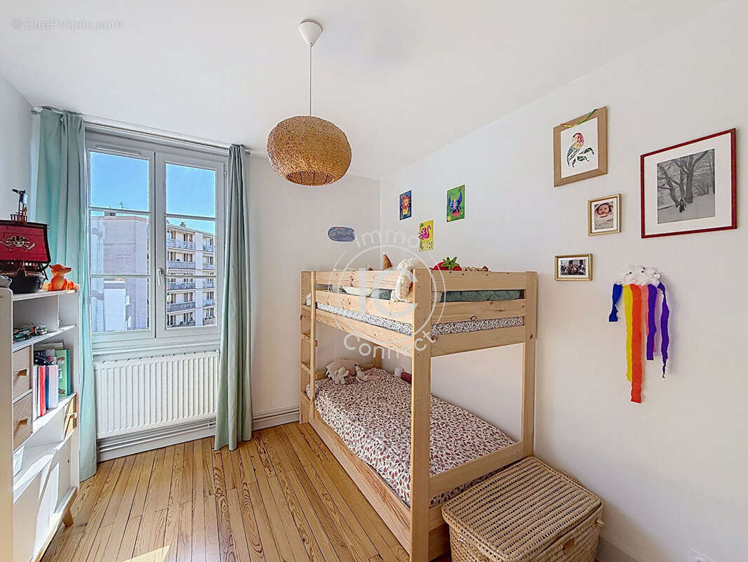 Appartement à TASSIN-LA-DEMI-LUNE