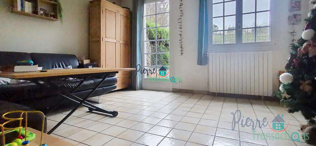 Maison à SAINT-LAURENT-DE-BREVEDENT