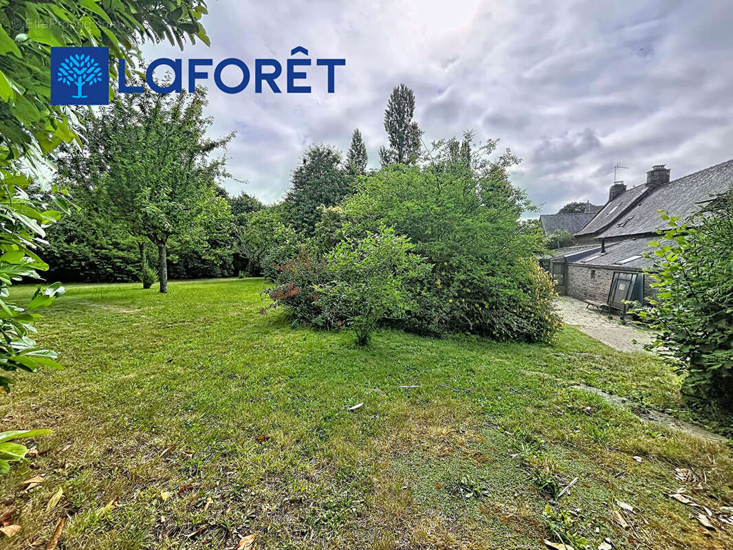 A VENDRE- Maison Malguénac 5 pièce(s) 360 m2 - photo 15