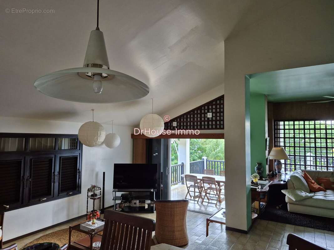 Maison à SCHOELCHER