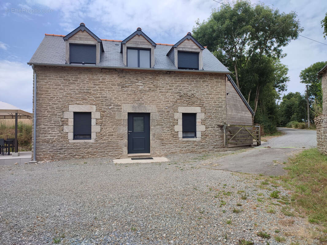 Maison à BRUSVILY