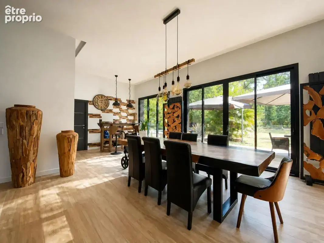 Maison de 8 pièces de 245 m² à Lamorlaye - photo 8