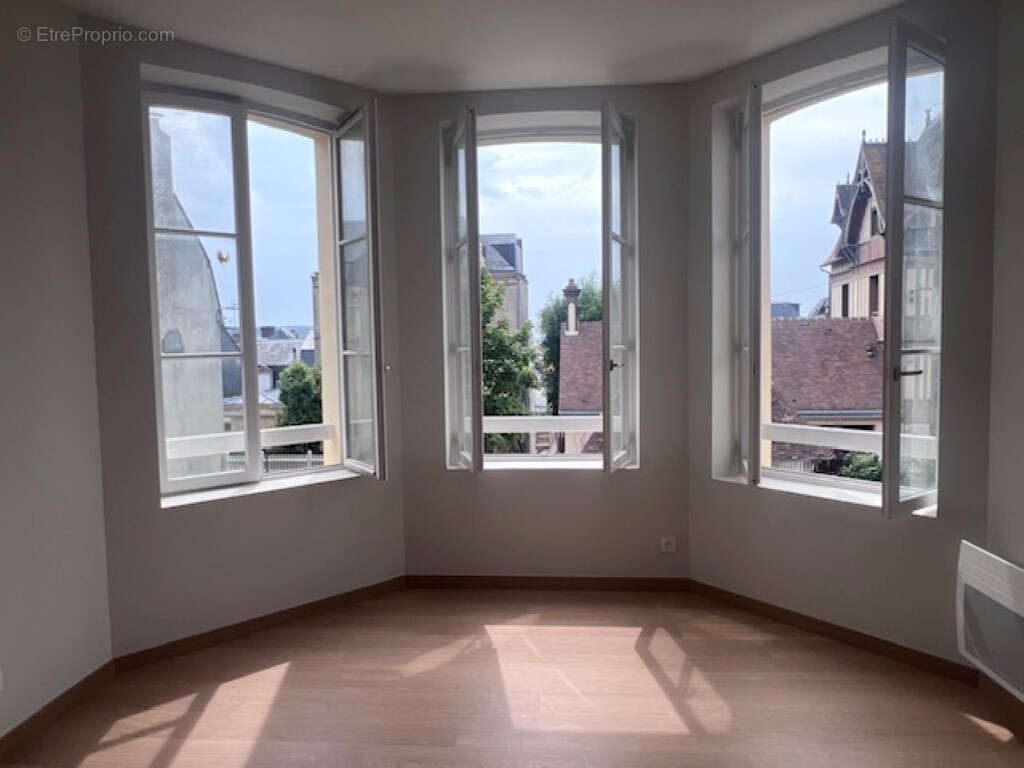 Appartement à TROUVILLE-SUR-MER