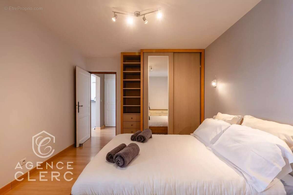 Maison à VEYRIER-DU-LAC