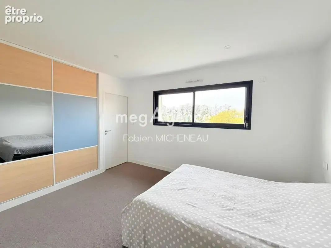 Maison d'architecte - Beaupreau - 160 m² - 5 pièces - photo 12