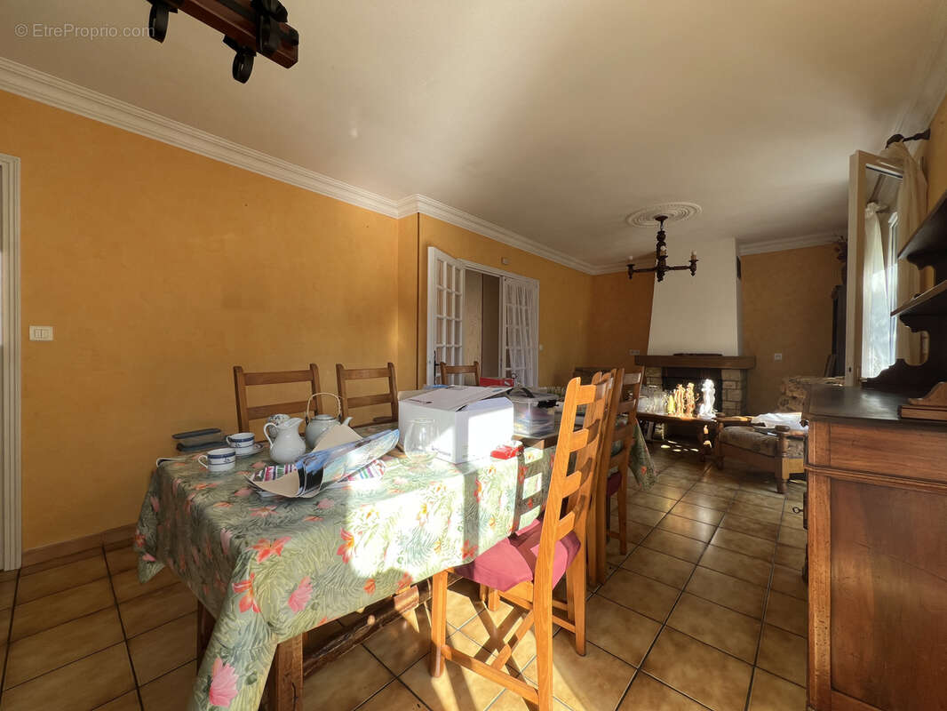 Maison à SAINT-PAUL-CAP-DE-JOUX