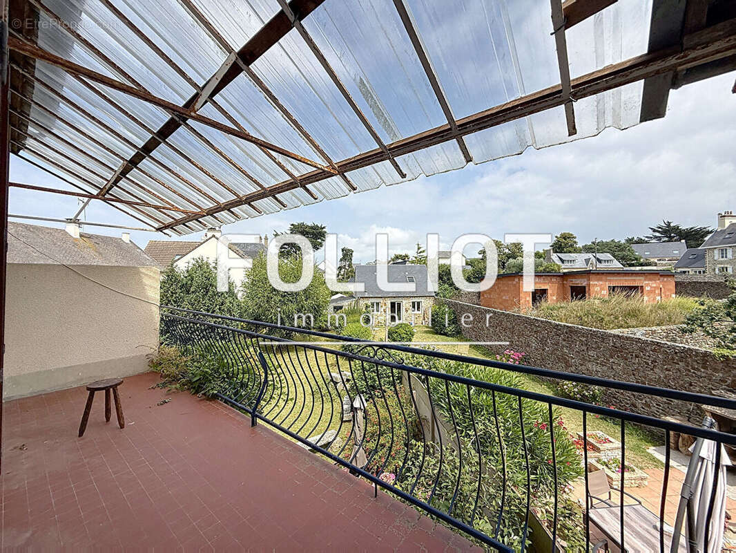 Maison à SAINT-PAIR-SUR-MER