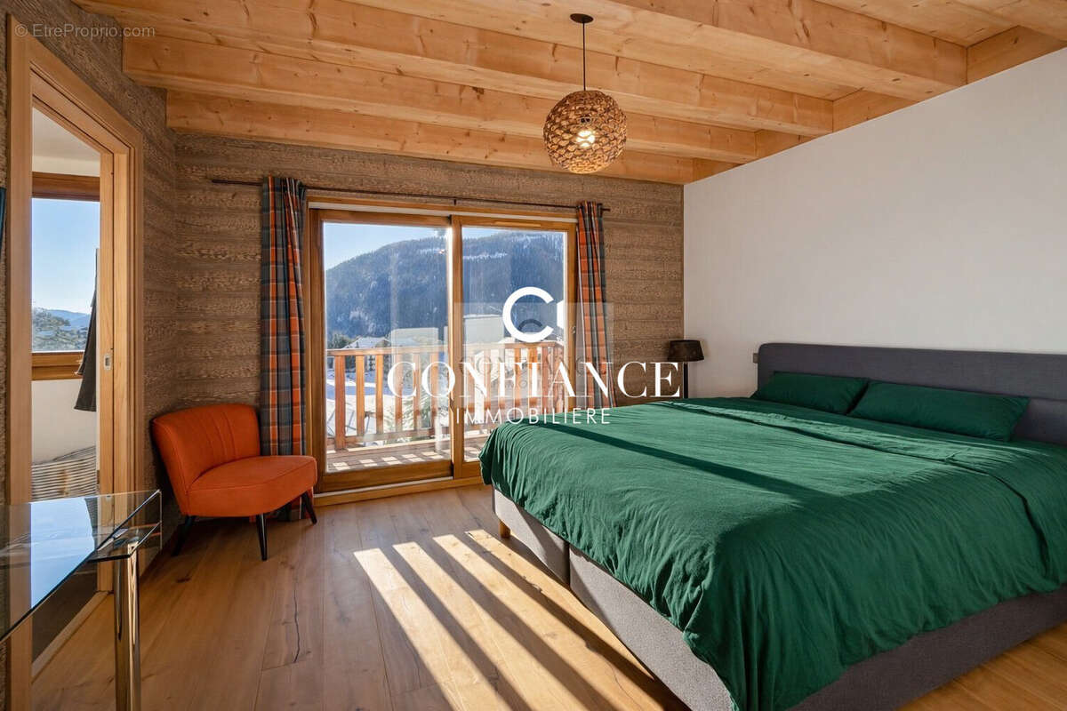 Maison 165 m² à Saint-Etienne-De-Tinee  - photo 6