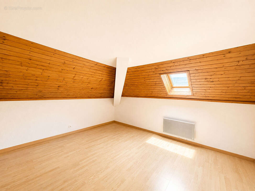 Charmant appartement aux portes de la Suisse - Dernier étage avec parking.20 minutes  de MAICHE - photo 9