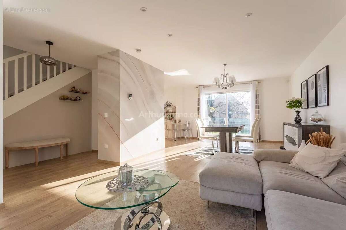 Appartement à MONTLHERY