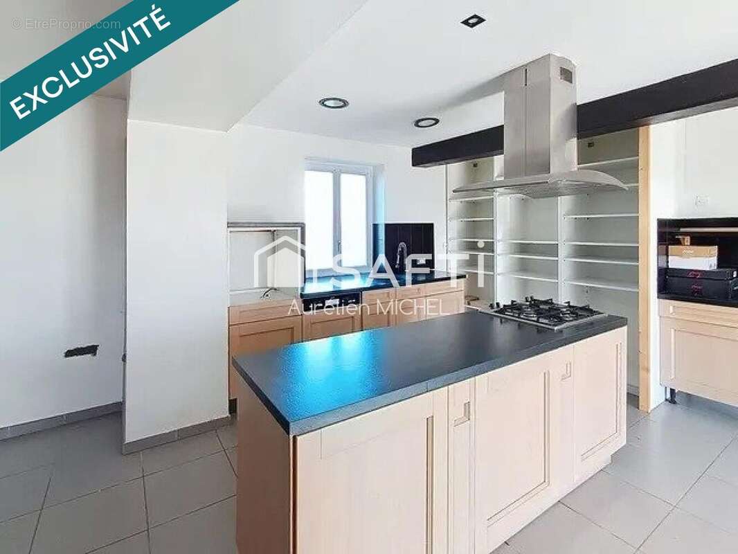 Appartement 120 m² à Villars-Les-Dombes  - photo 3