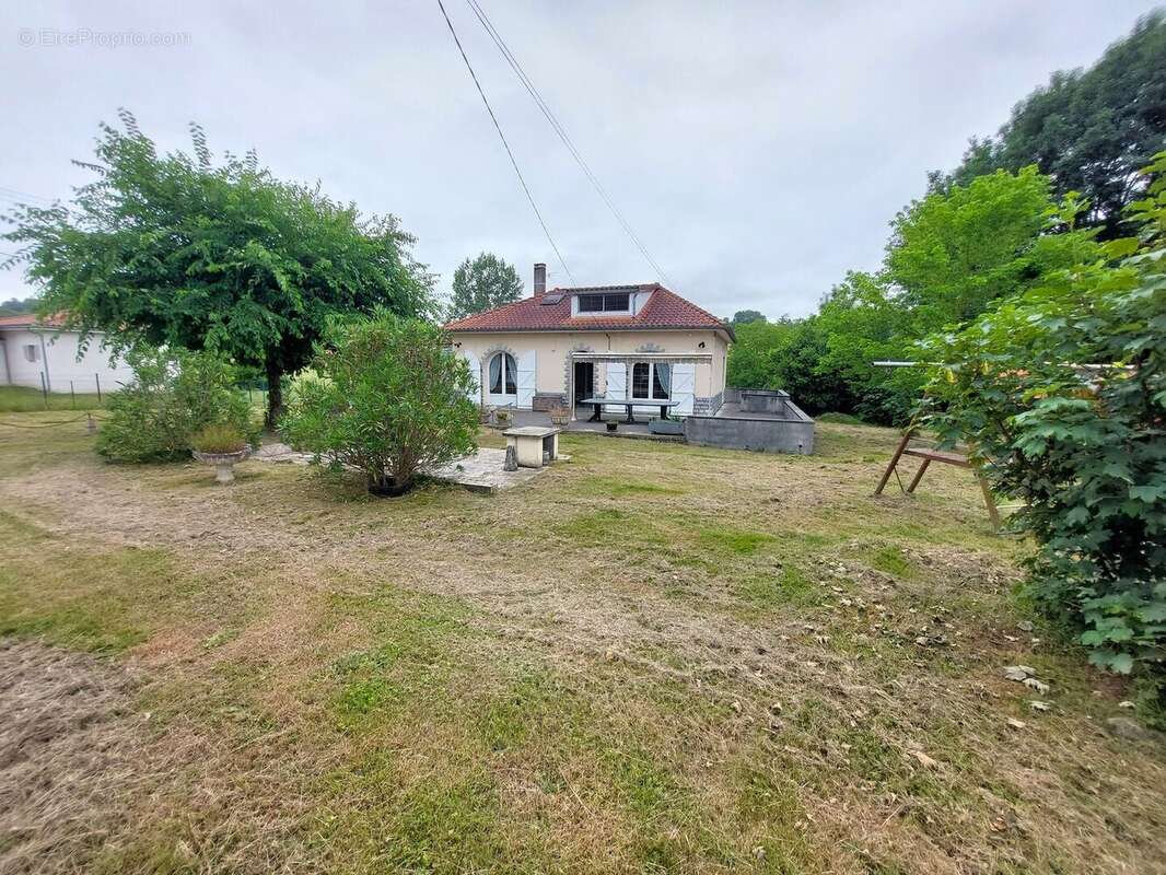 20260608140502 - Maison à ASPET