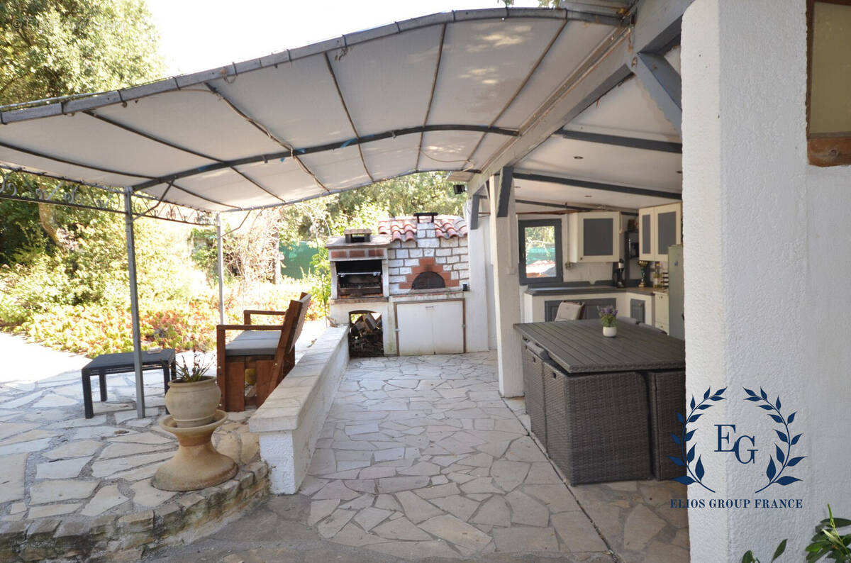 Maison à SEILLONS-SOURCE-D&#039;ARGENS