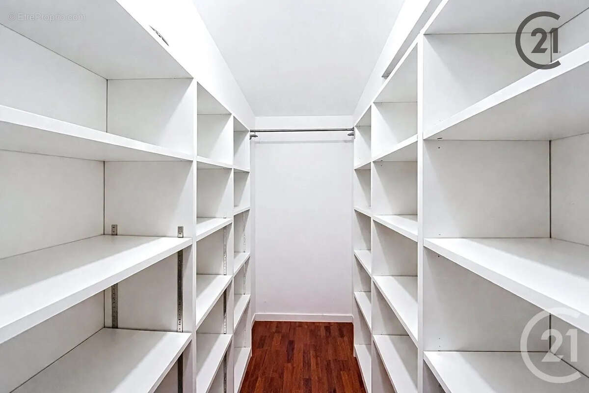 Maison à SAVIGNY-LE-TEMPLE