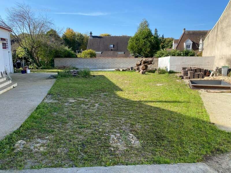 Maison à EMERAINVILLE