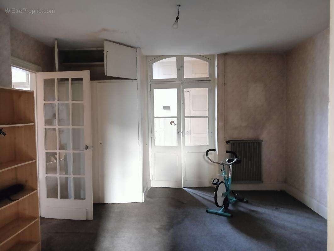 Appartement à DECAZEVILLE