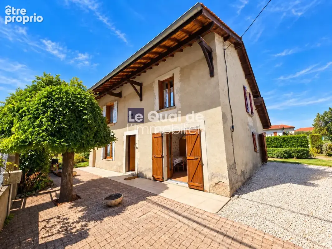 Maison 6 pièces 115 m² à vendre à Brezins (38590) - photo 1