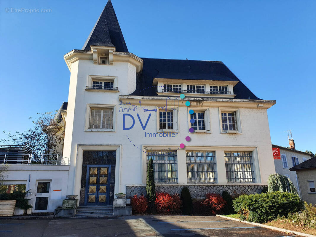 Appartement à AMPLEPUIS