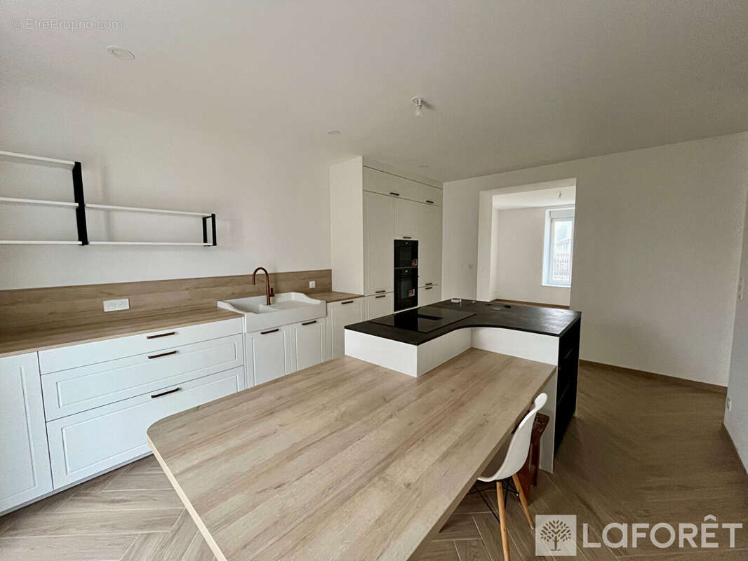 Maison à THAON-LES-VOSGES