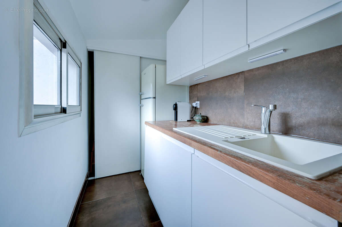 Appartement à MARSEILLE-6E