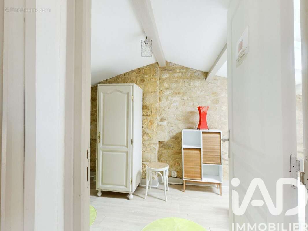 Maison 291 m² à Saint-Palais-De-Phiolin  - photo 4