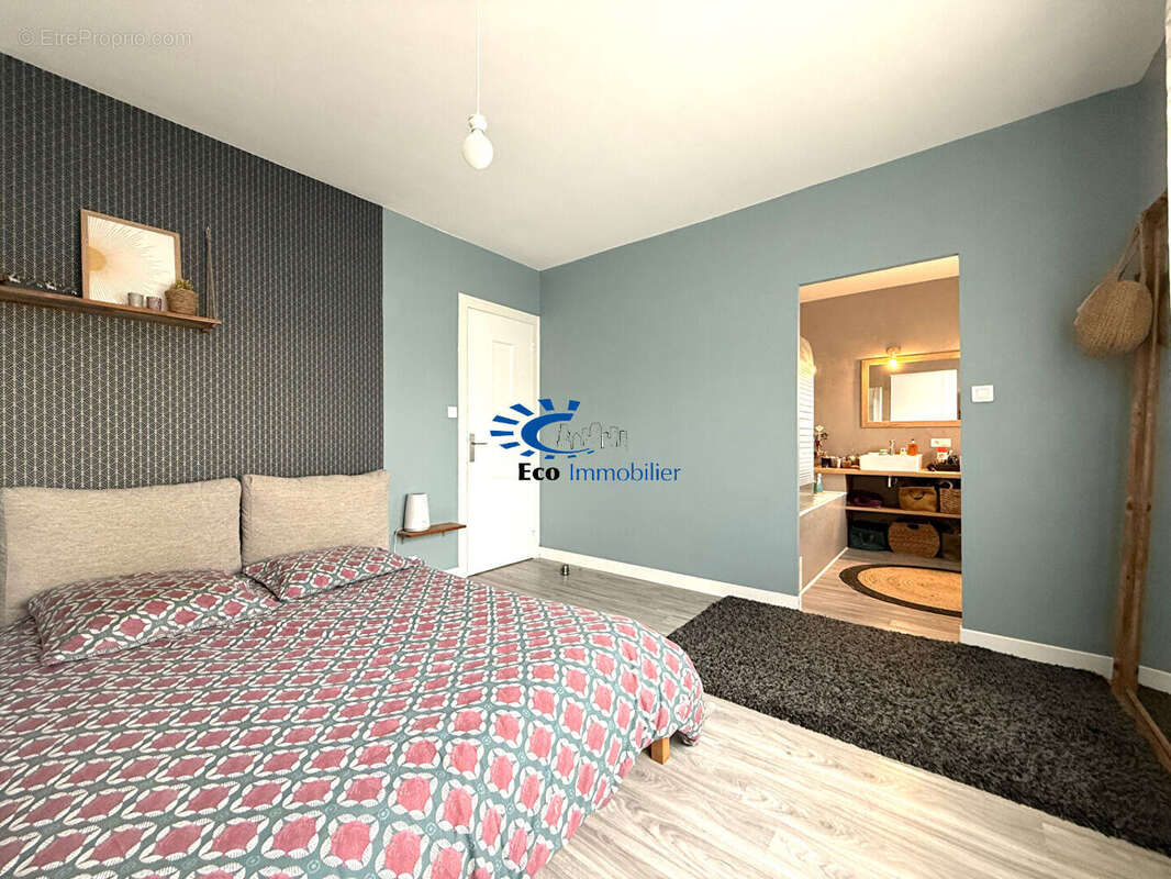 Maison à DOMPIERRE-SUR-MER