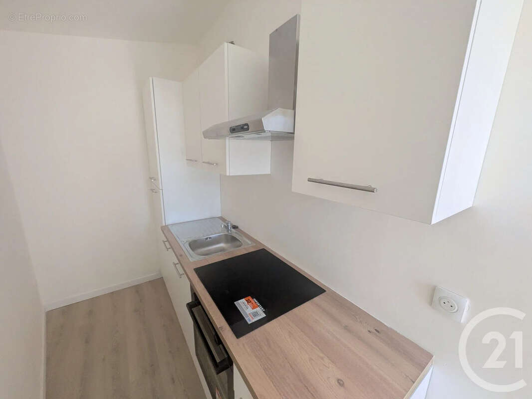 Appartement 40 m² à Toulon  - photo 2
