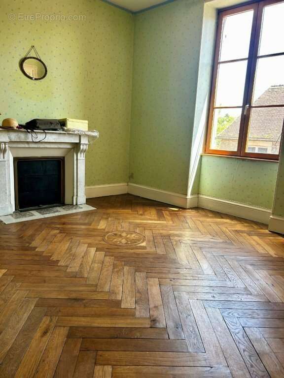 Maison de caractere coeur bazois  face au canal - toutes commodites - cour et dependances - - photo 12