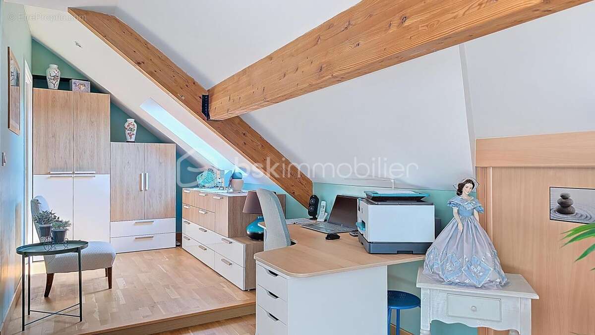 Appartement à CHEVRY-COSSIGNY