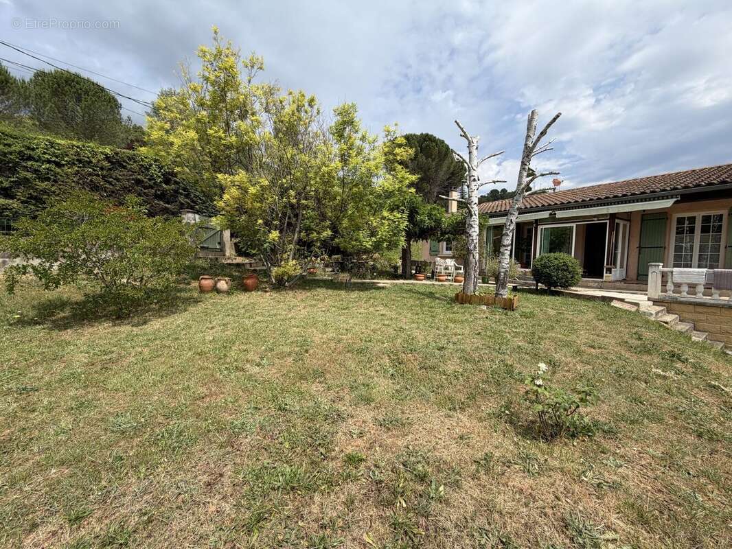 Maison à CAMPAGNE-SUR-AUDE