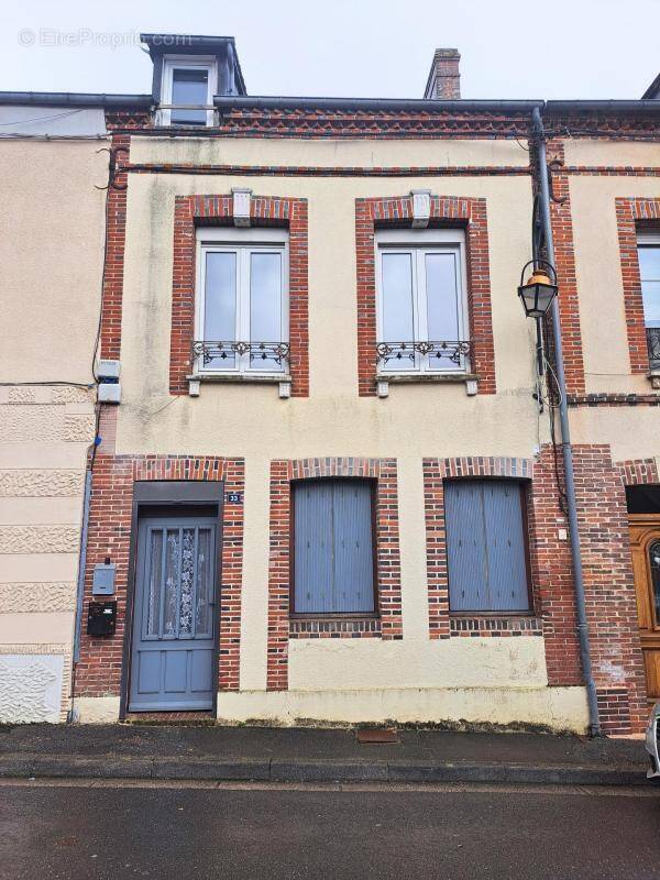 Maison à MOULINS-LA-MARCHE