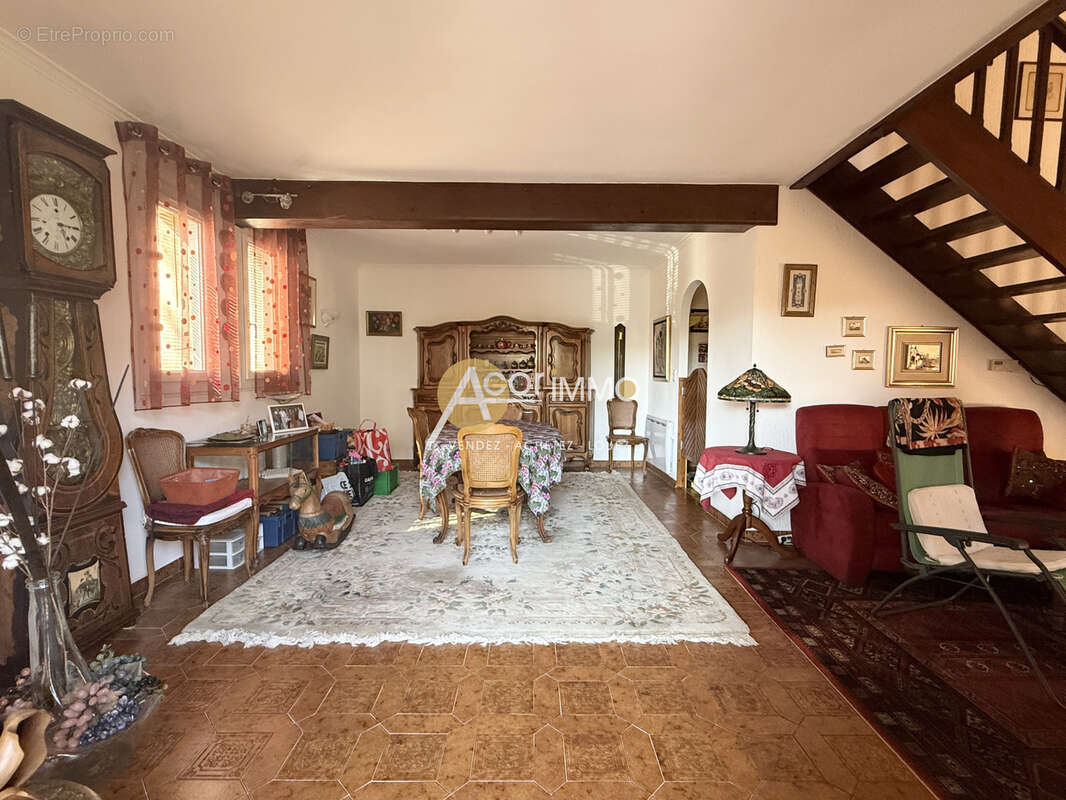 Maison à SIX-FOURS-LES-PLAGES