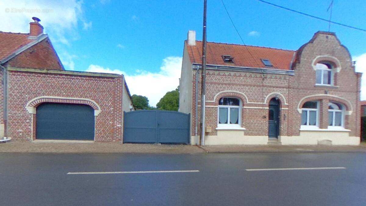 Maison à PUISIEUX