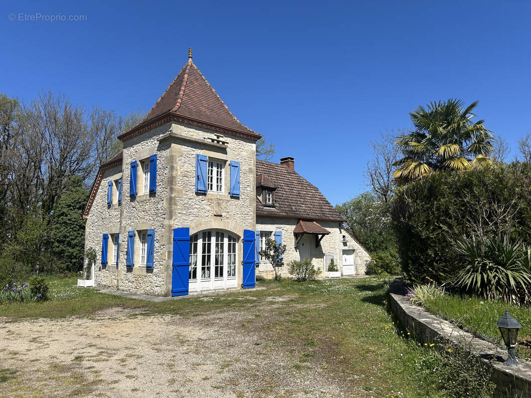 Maison à FRAYSSINET