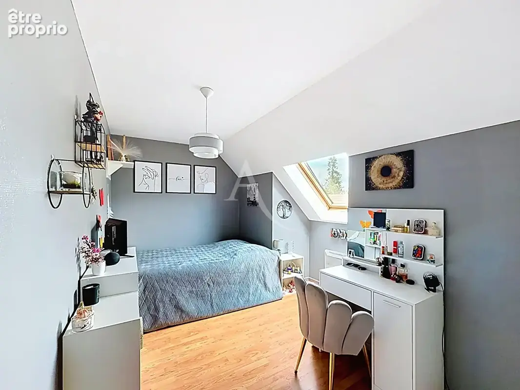 Maison Nanteuil-lès-meaux - 4 chambres - jardin de 530 m2 - Plusieurs stationnements - photo 11
