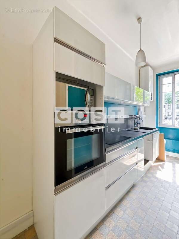 Appartement à LA GARENNE-COLOMBES