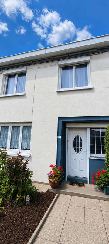 Proche centre, maison 3 chambres, cour sud ouest. - photo 6
