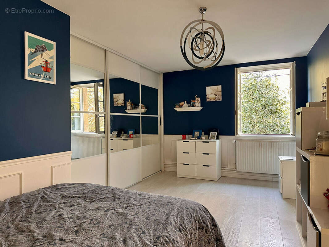 Appartement à POUILLY-LE-MONIAL