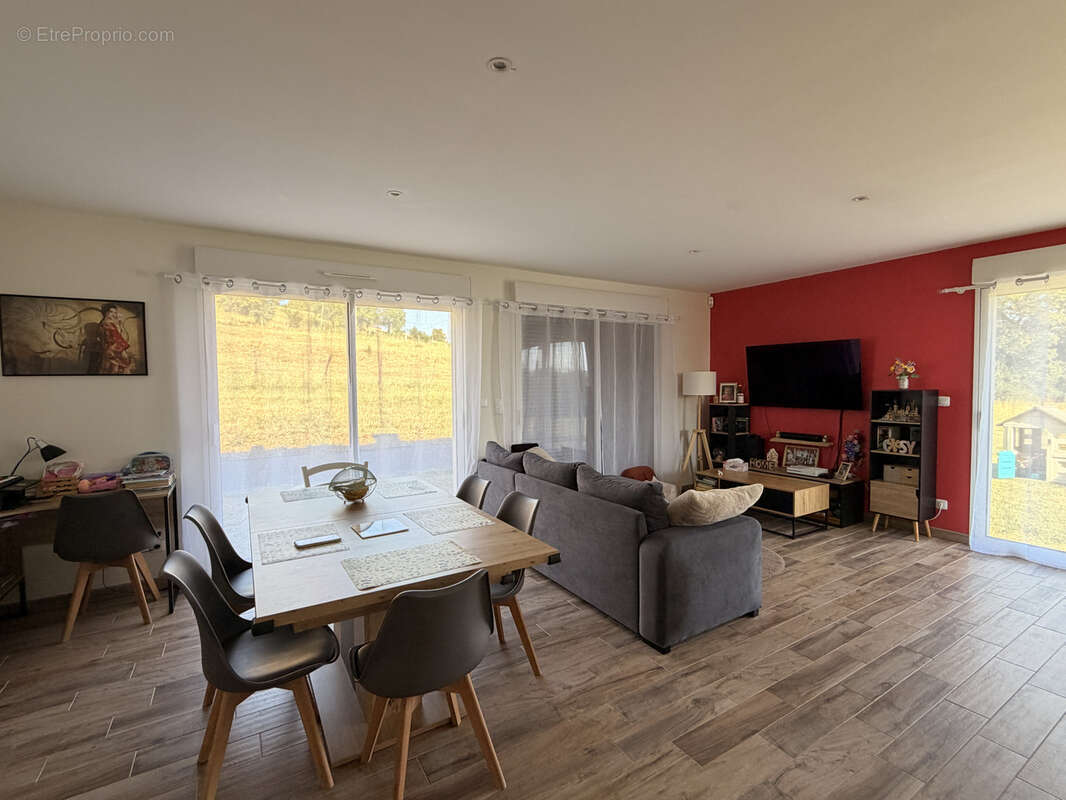 Maison contemporaine de plain-pied   99 m2   3 chambres   Belmont-Bretenoux - photo 2