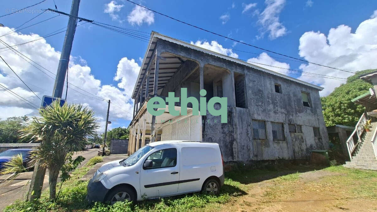 Maison à SAINTE-ROSE