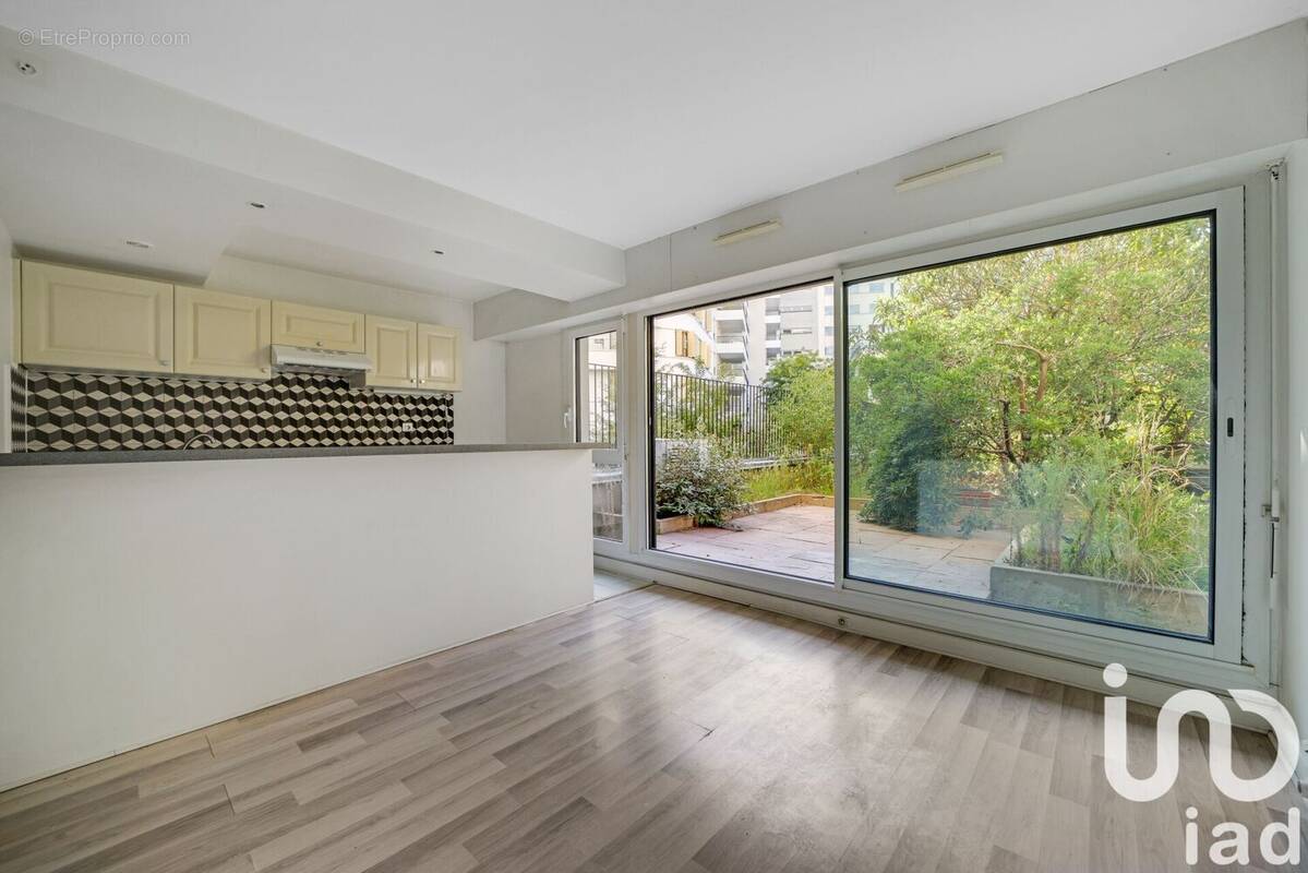 Photo 1 - Appartement à PARIS-12E