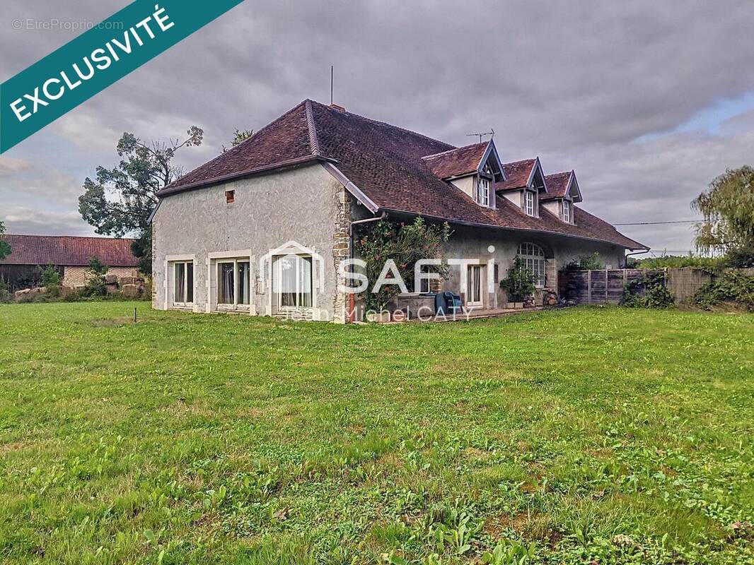 Photo 1 - Maison à DOLE