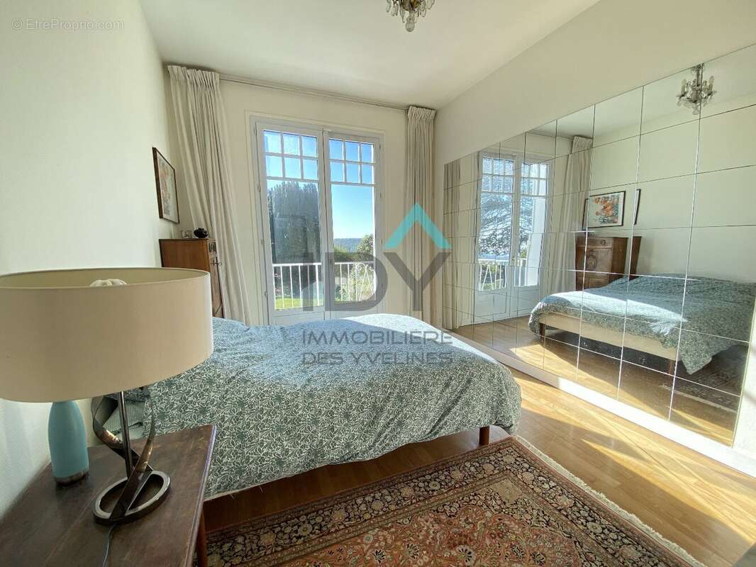 Maison à MAREIL-MARLY