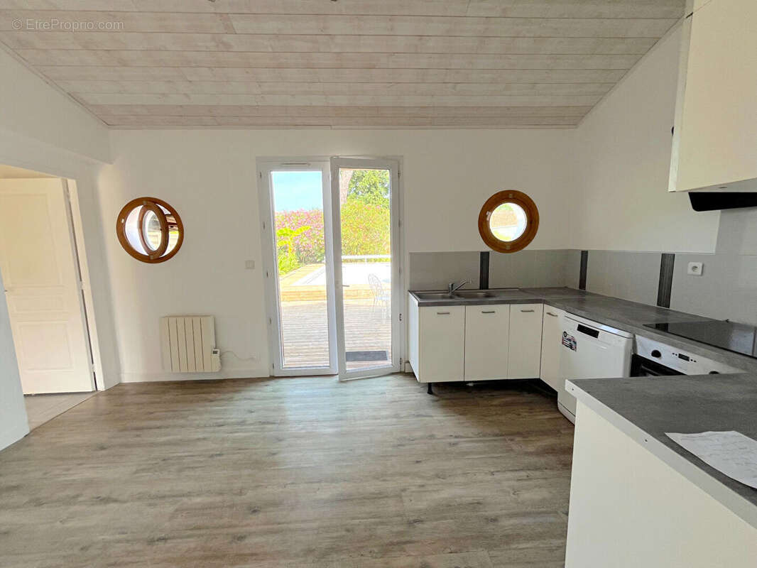 Maison à GUJAN-MESTRAS