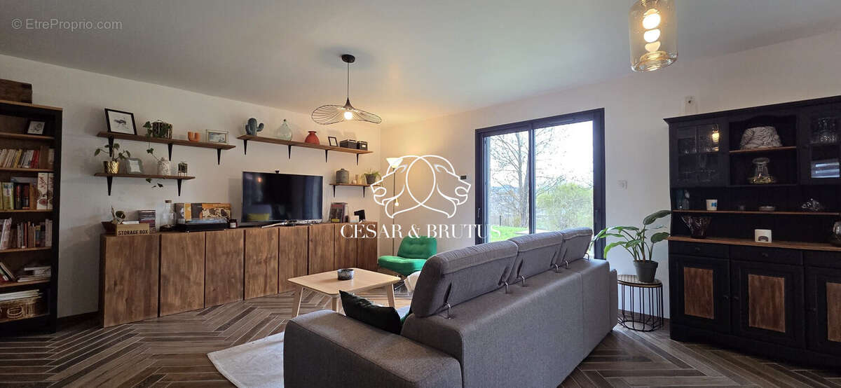 Maison 157 m² à Le Monteil  - photo 4