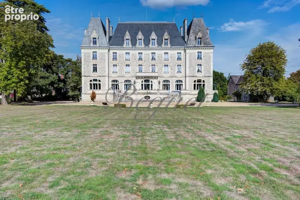 Maison à AZAY-LE-RIDEAU