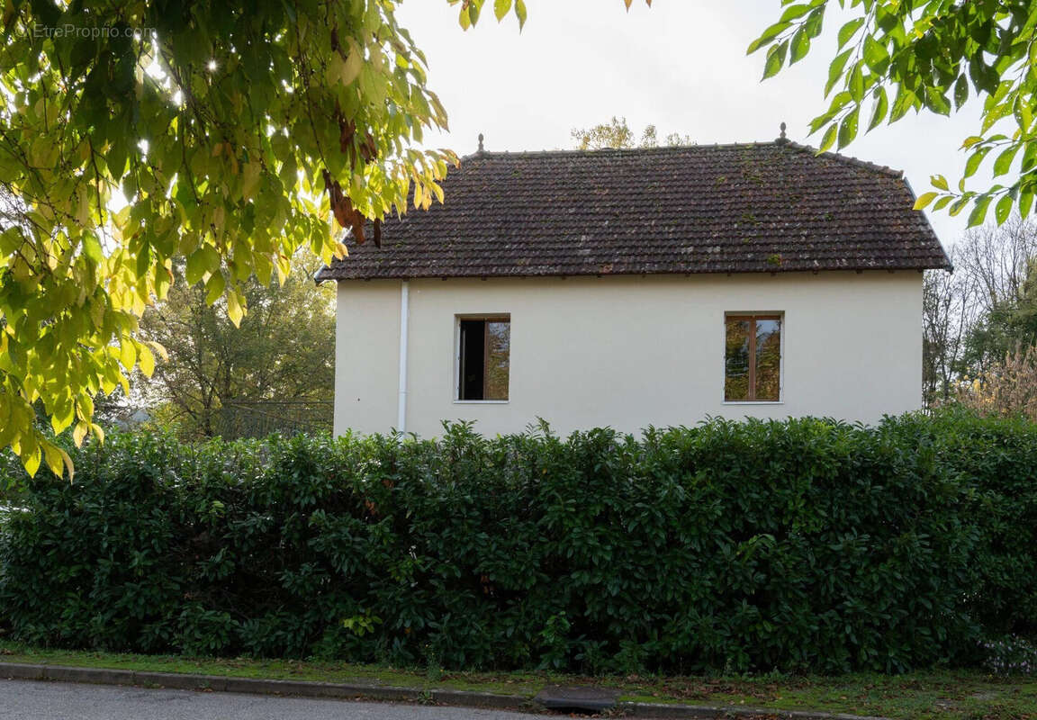 Maison à BAGAT-EN-QUERCY
