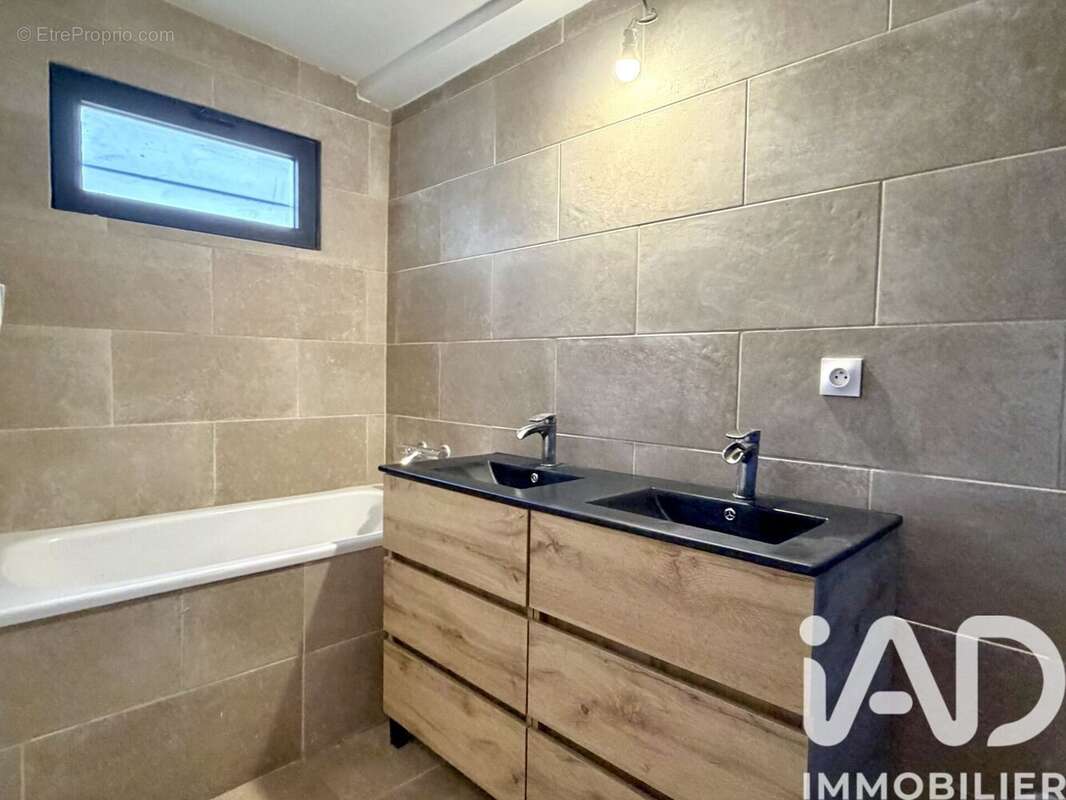 Photo 9 - Maison à MOLIERES-SUR-CEZE