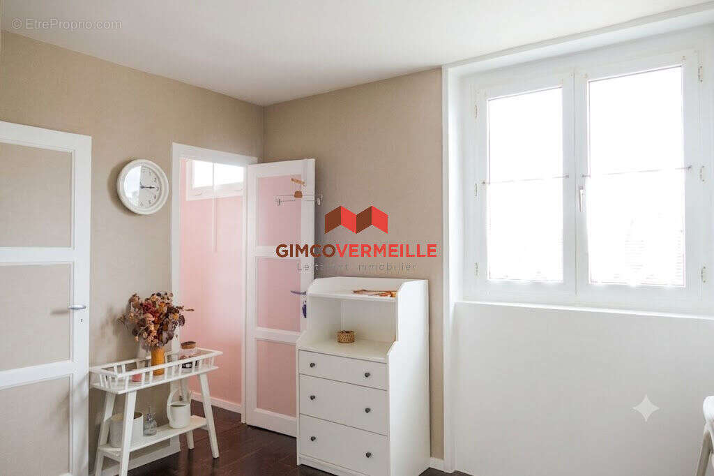 Appartement à RUEIL-MALMAISON